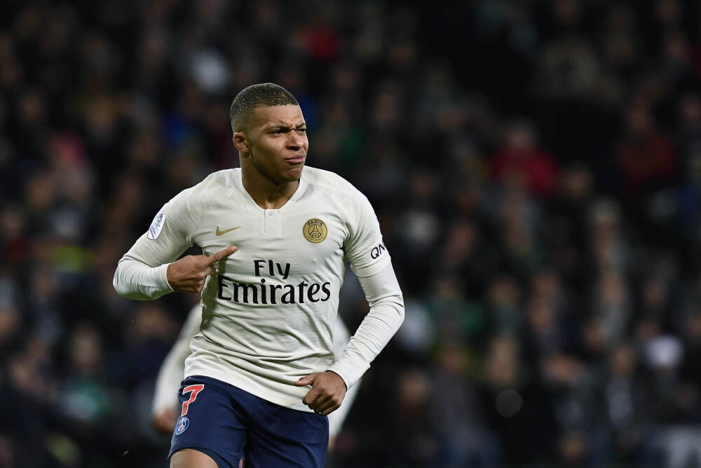 机构资金打响收益保卫战 中证A500ETF演绎“翘尾”行情